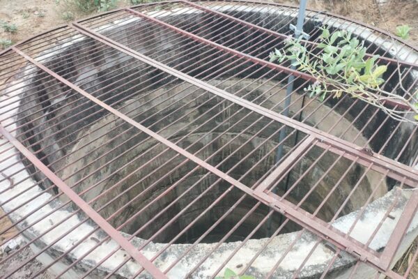 राज्य सरकार के निर्देश पर जिला प्रशासन ने ढकवाए 746 खुले बोरवेल और कुंए