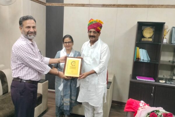 छत्तीसगढ़ राज्य सहकारी बैंक के अध्यक्ष केदार नाथ गुप्ता ने किया अपेक्स बैंक का विजिट