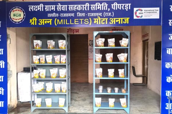 आमजन में लोकप्रिय हो रहे मिलेट आउटलेट्स, सहकारी समितियों की बढ़ रही आय